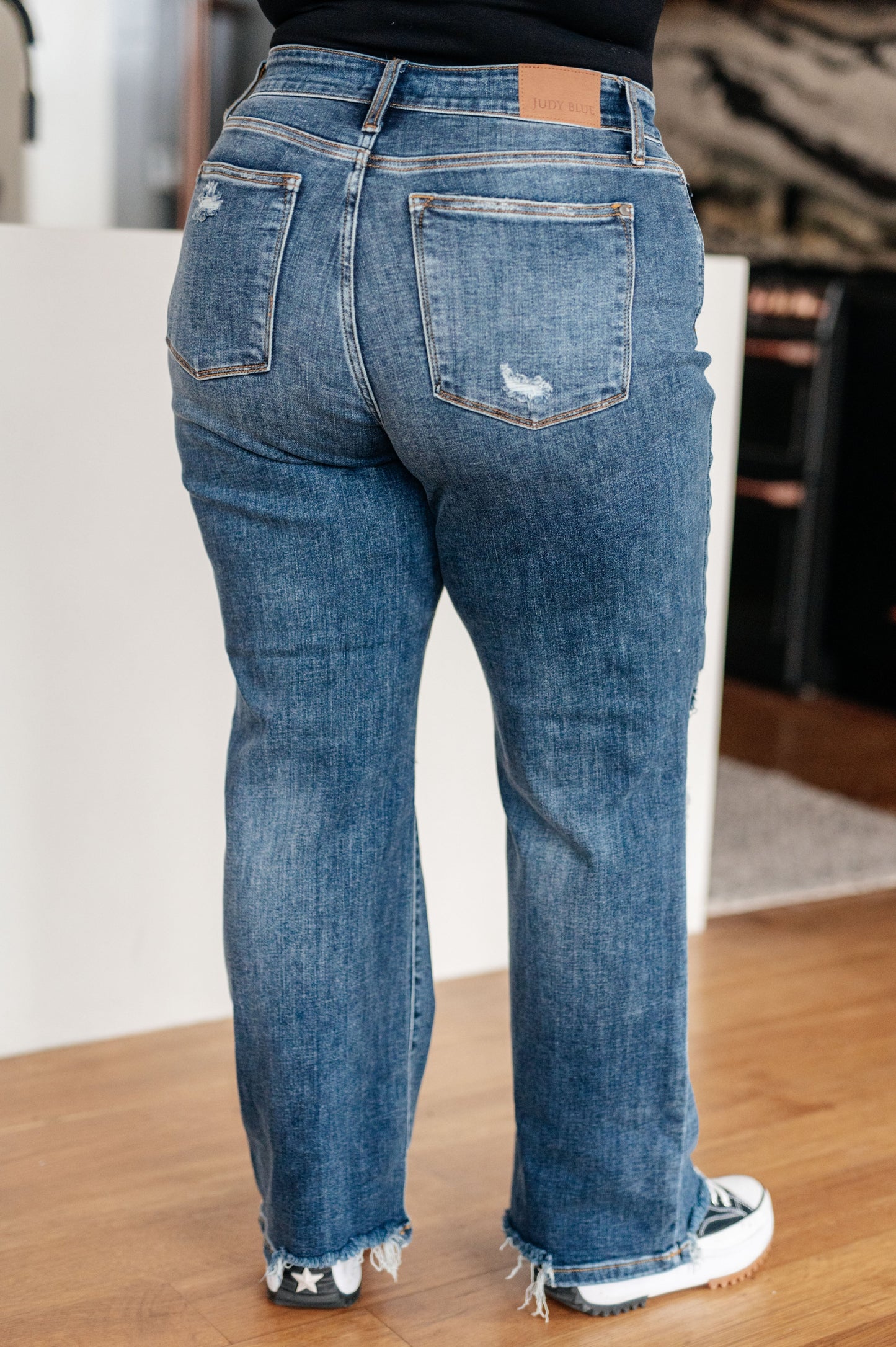 Judy Blue Throw It Back High Rise 90's Straight Leg Jeans