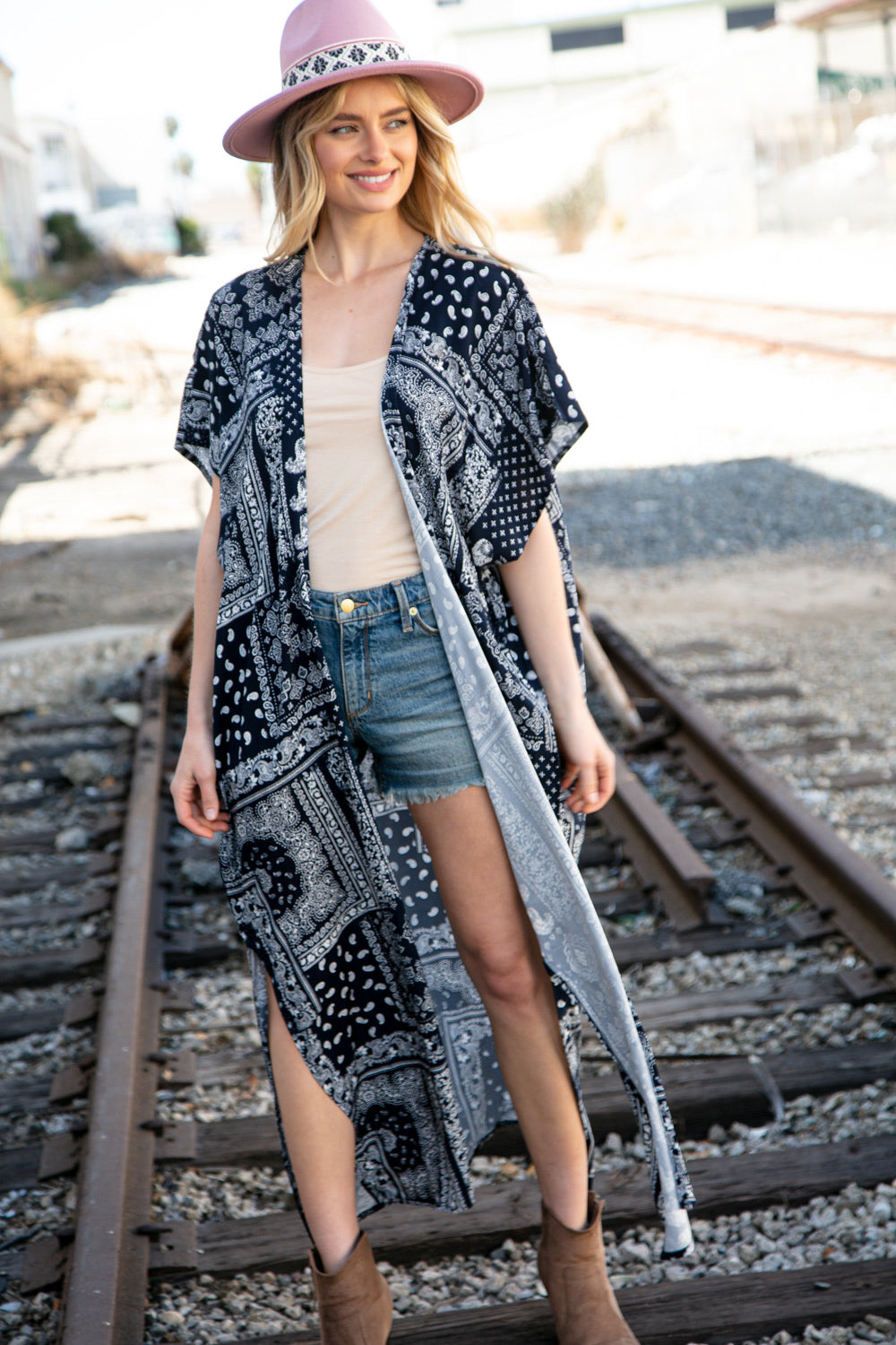 That's So Boho Paisley Maxi Kimono Small