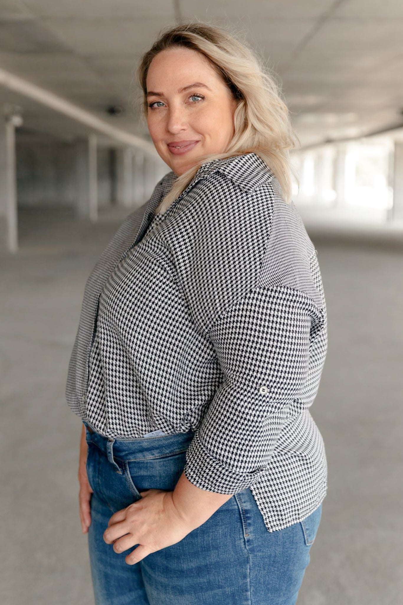 Mix it Up Houndstooth Button Up Top