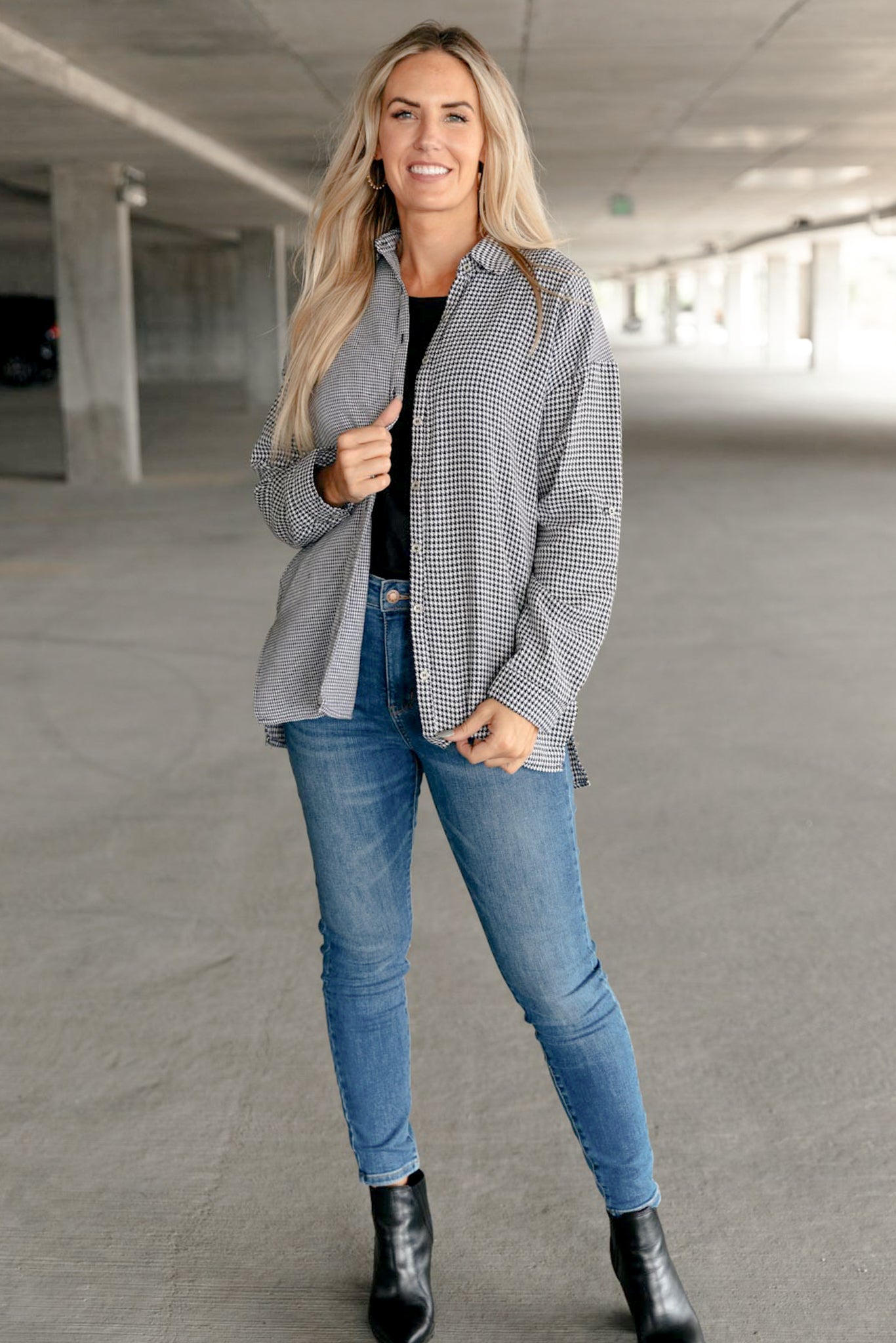 Mix it Up Houndstooth Button Up Top