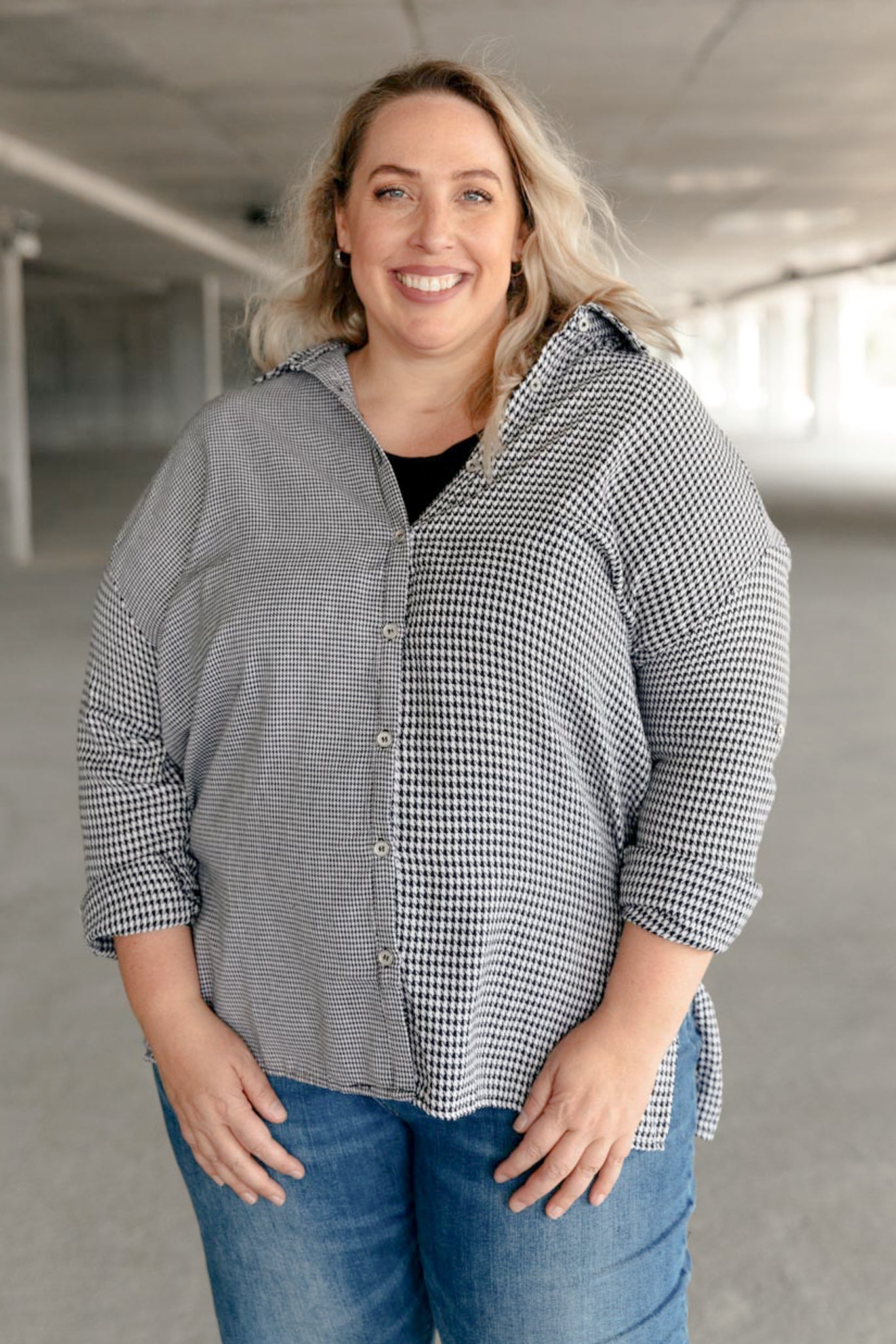 Mix it Up Houndstooth Button Up Top