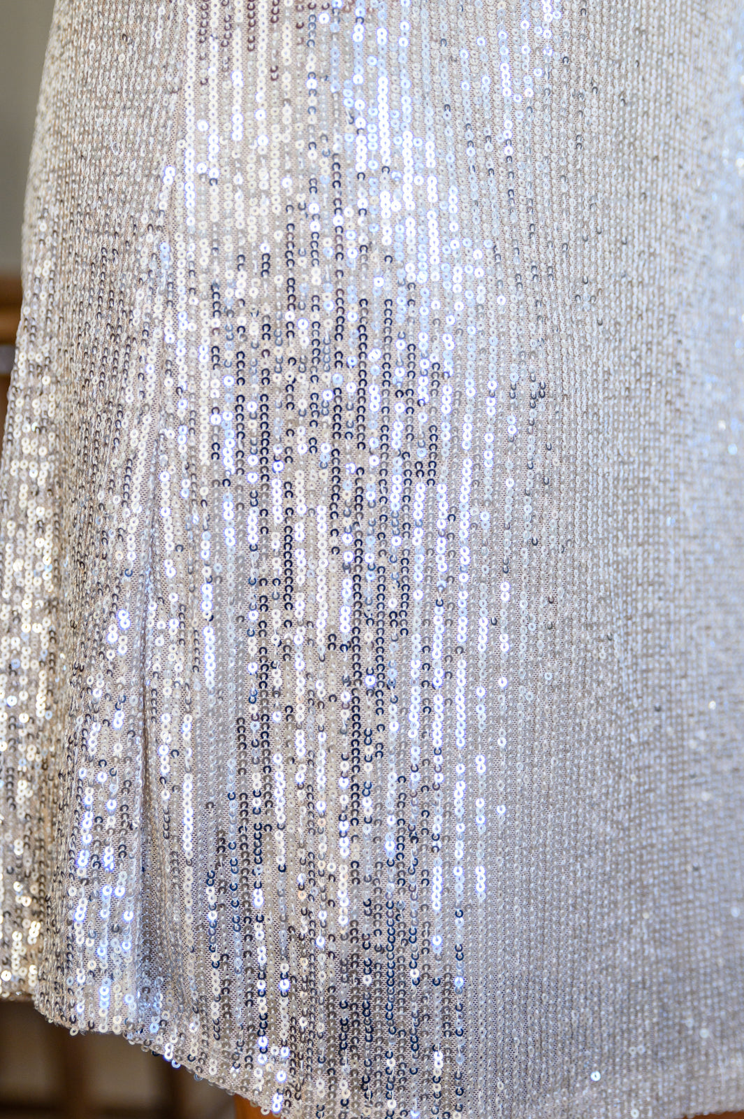 City and Sparkle Short Sleeve Sequin Shift Dress In Champagne