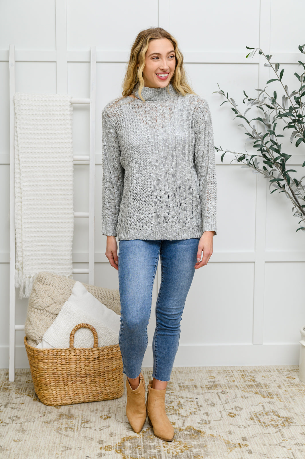 Judy Blue Signature Hi-Waisted Embroidered Pocket Relaxed Jeans