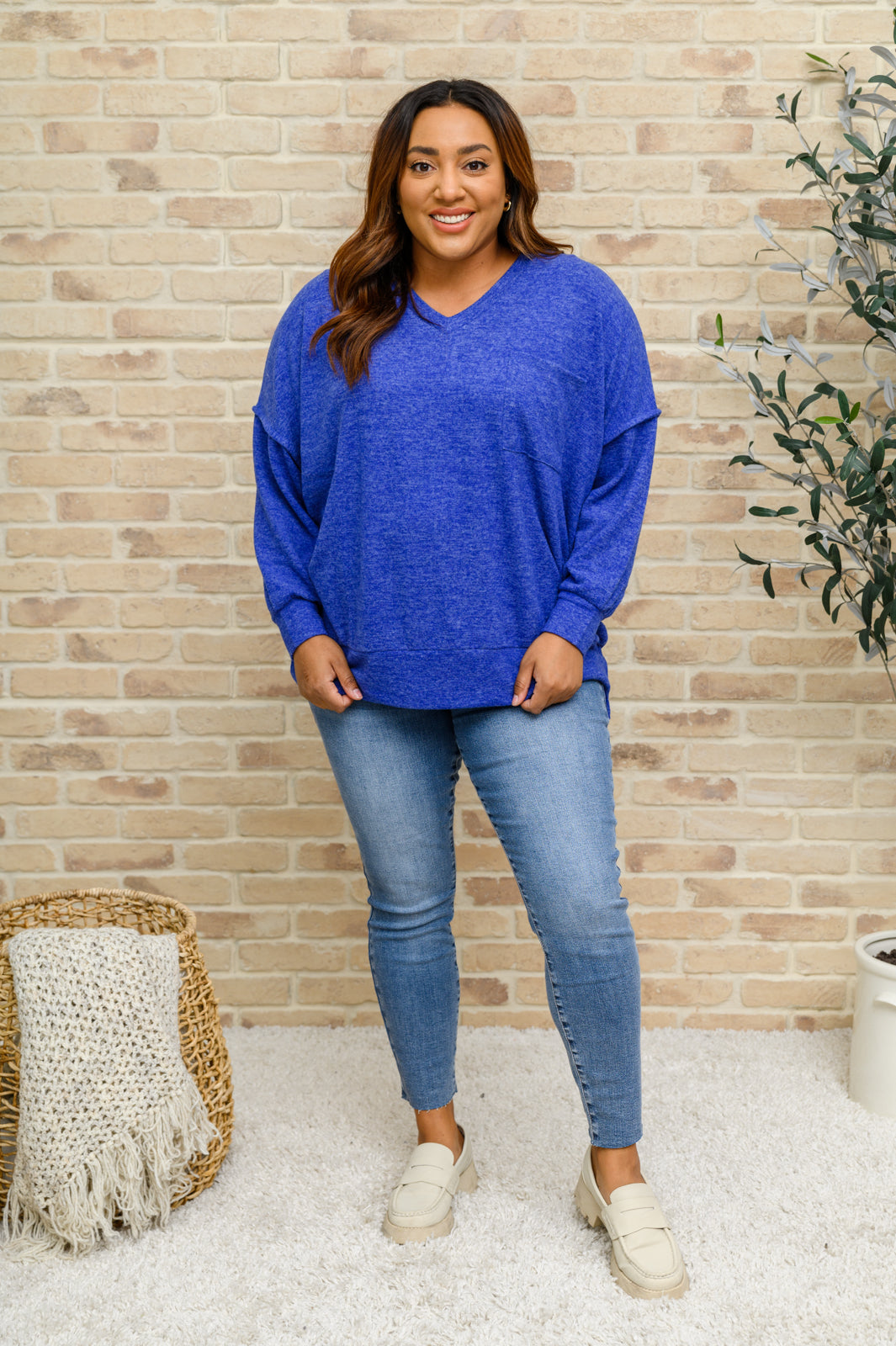 Judy Blue Signature Hi-Waisted Embroidered Pocket Relaxed Jeans