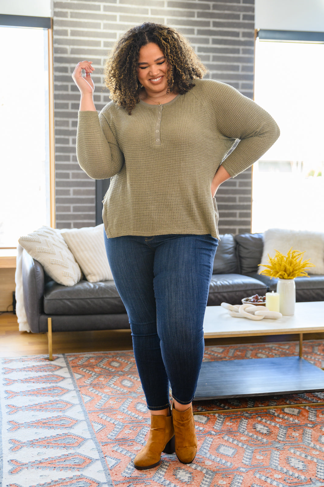 Judy Blue Call Me Back Skinny Jeans with Phone Pocket