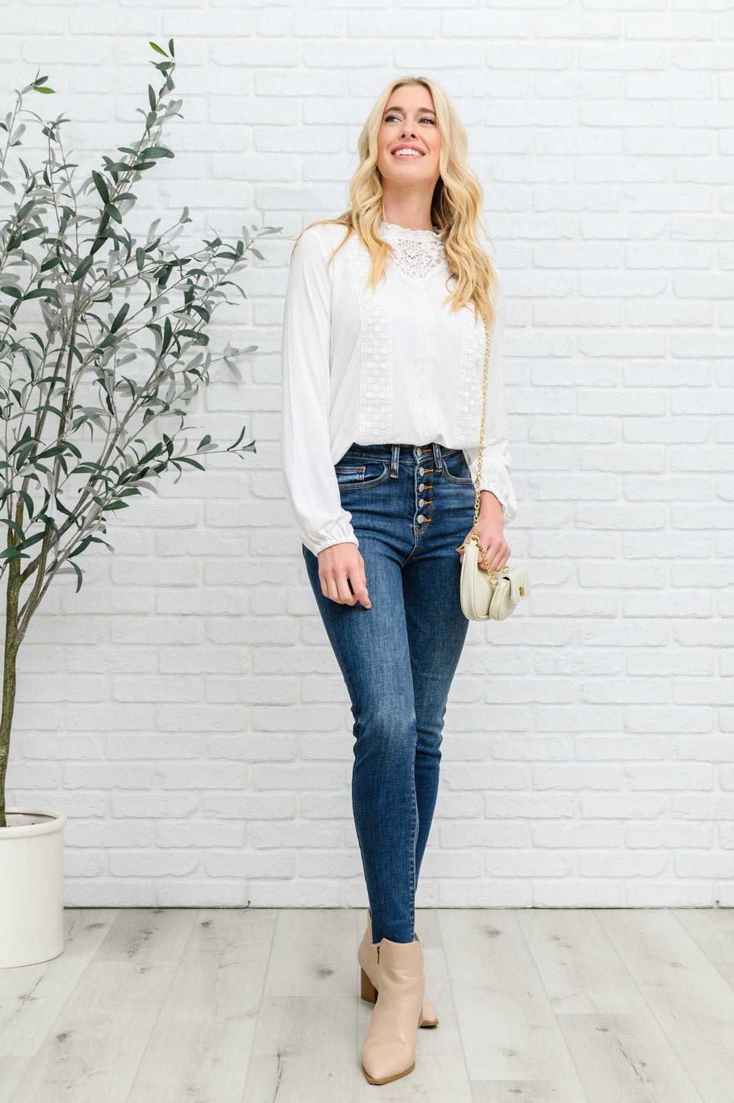 Judy Blue Hips Don't Lie Hi-Rise Button Fly Skinny Jeans