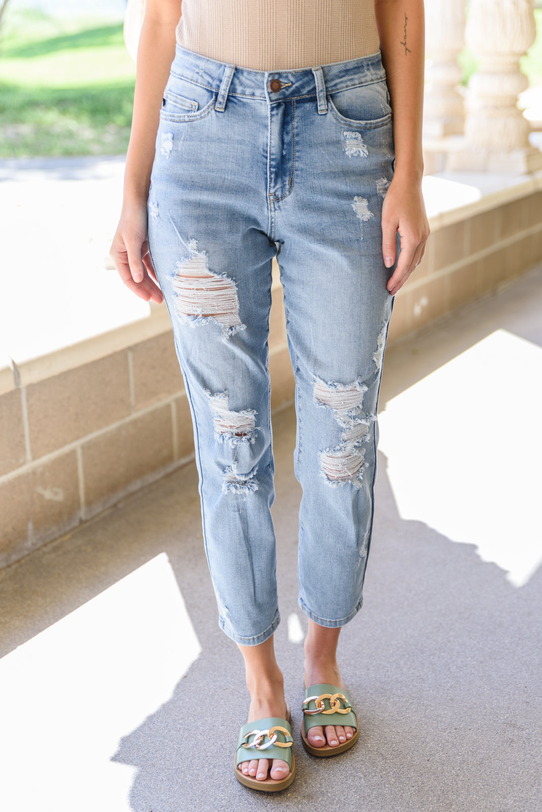 Judy Blue Florence High Waist Destroyed Boyfriend Jeans Medium Wash 0/24