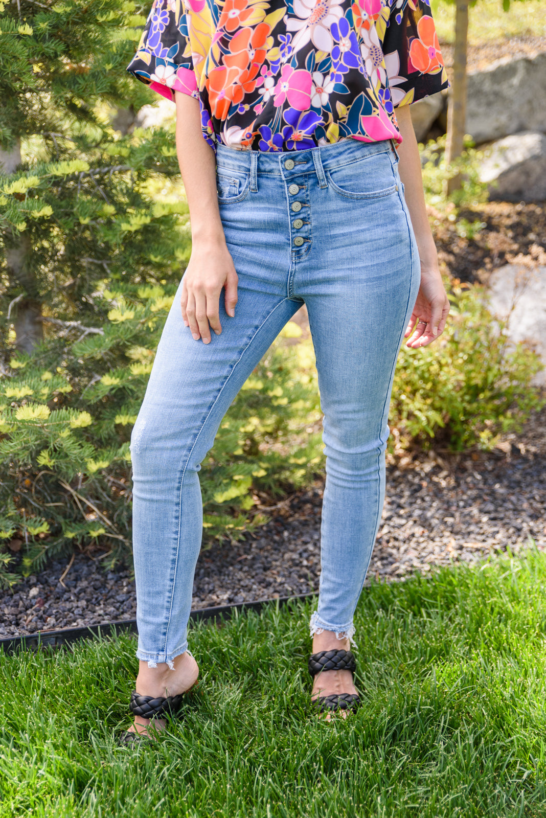 Judy Blue Mariella Hi-Rise Button Fly Skinny Jeans Light Wash 0/24