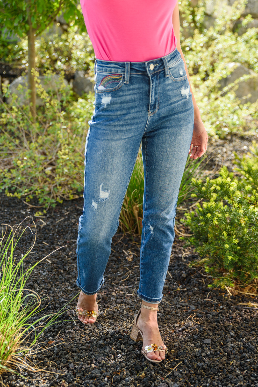 Judy Blue High Rise Rainbow Embroidered Straight Leg Jeans Medium Wash 0/24