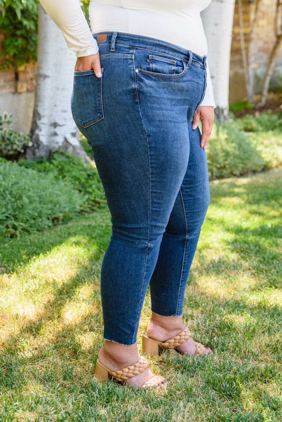 Judy Blue Hips Don't Lie Hi-Rise Button Fly Skinny Jeans