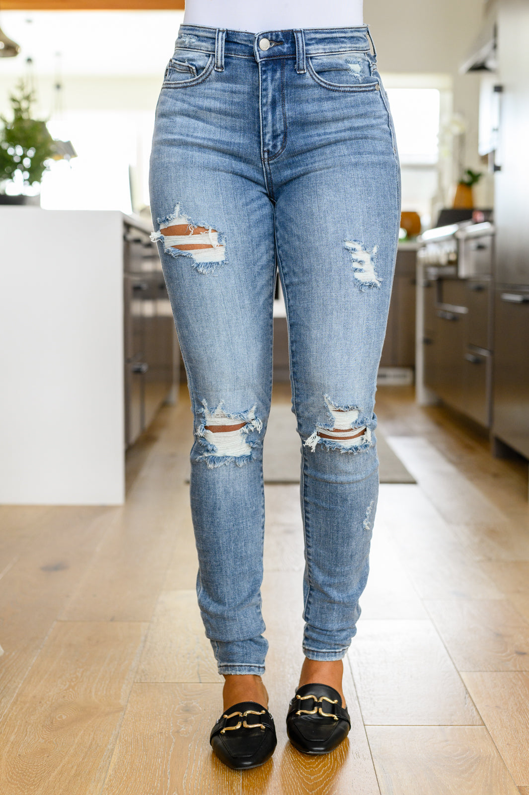 Judy Blue Bring It Up Tall Destroyed Skinny Jeans Medium Wash 0/24