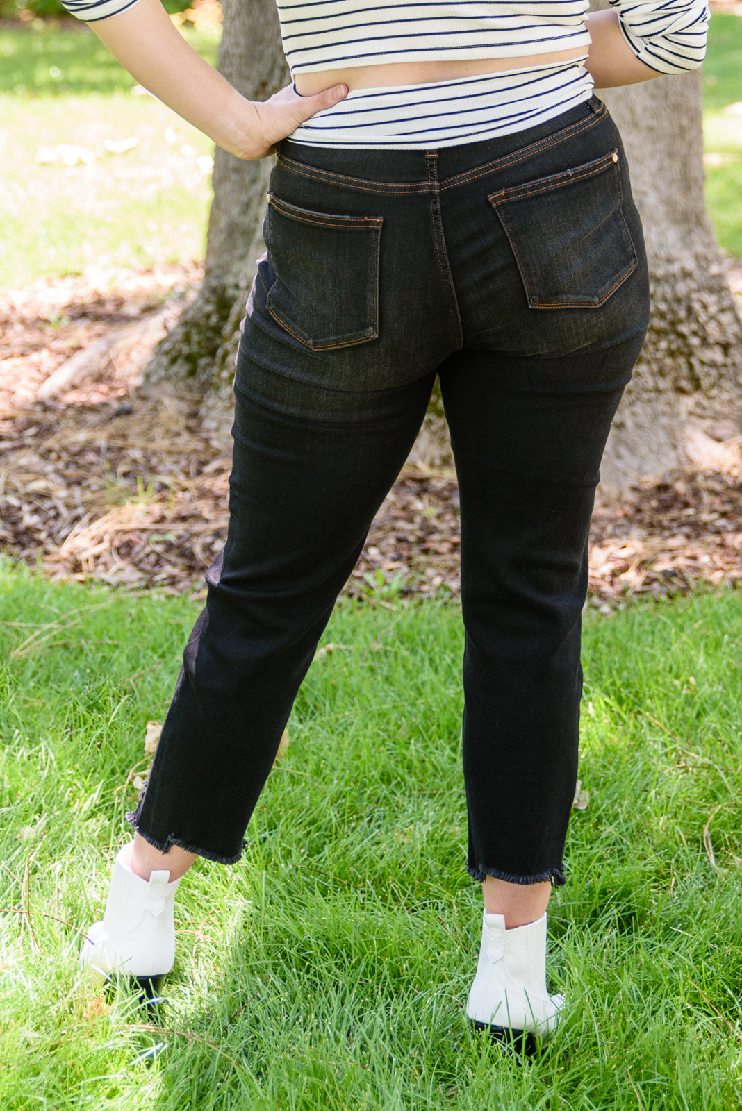 Judy Blue Kelley Destroyed Hem Crop Jeans