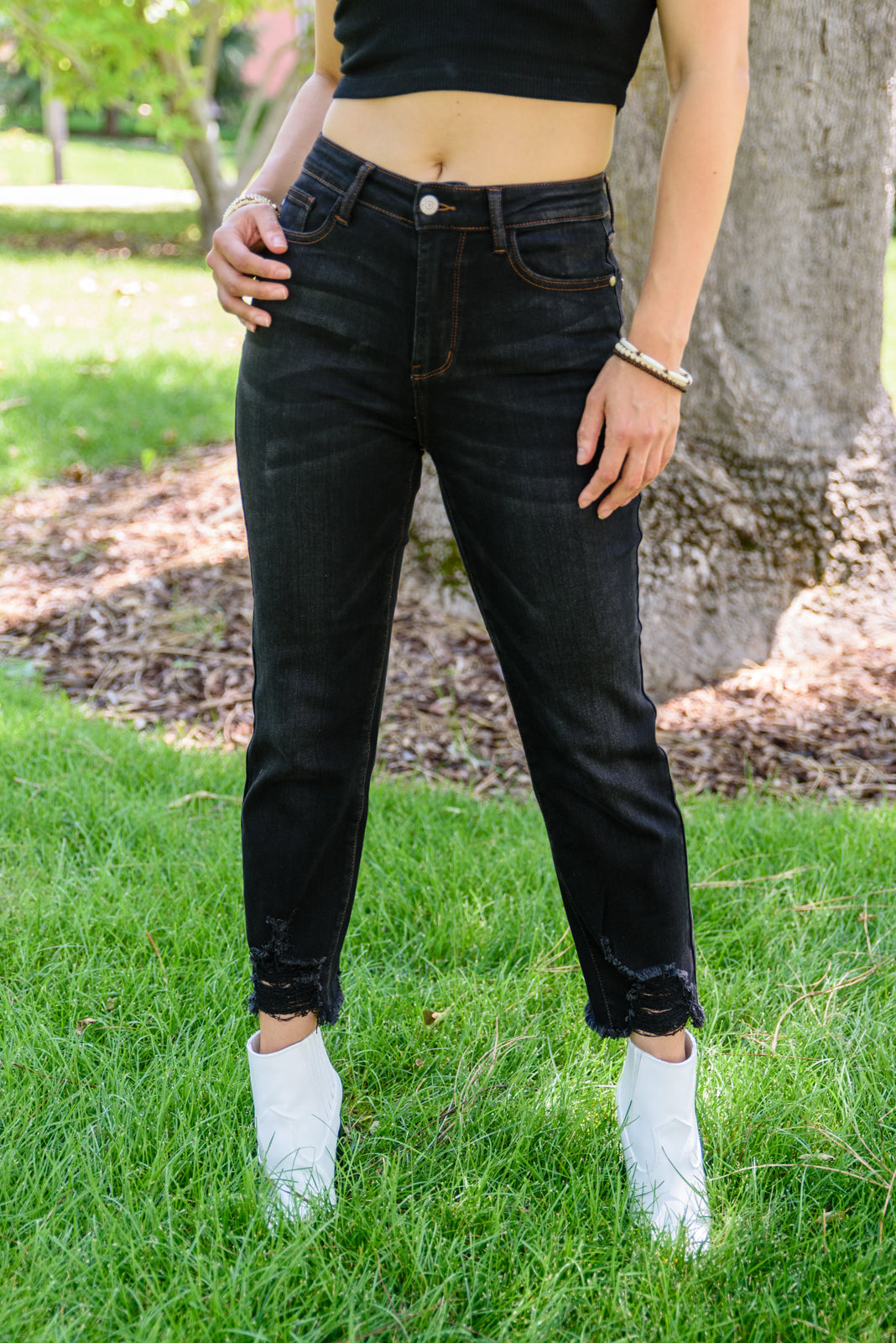 Judy Blue Kelley Destroyed Hem Crop Jeans Black 0/24