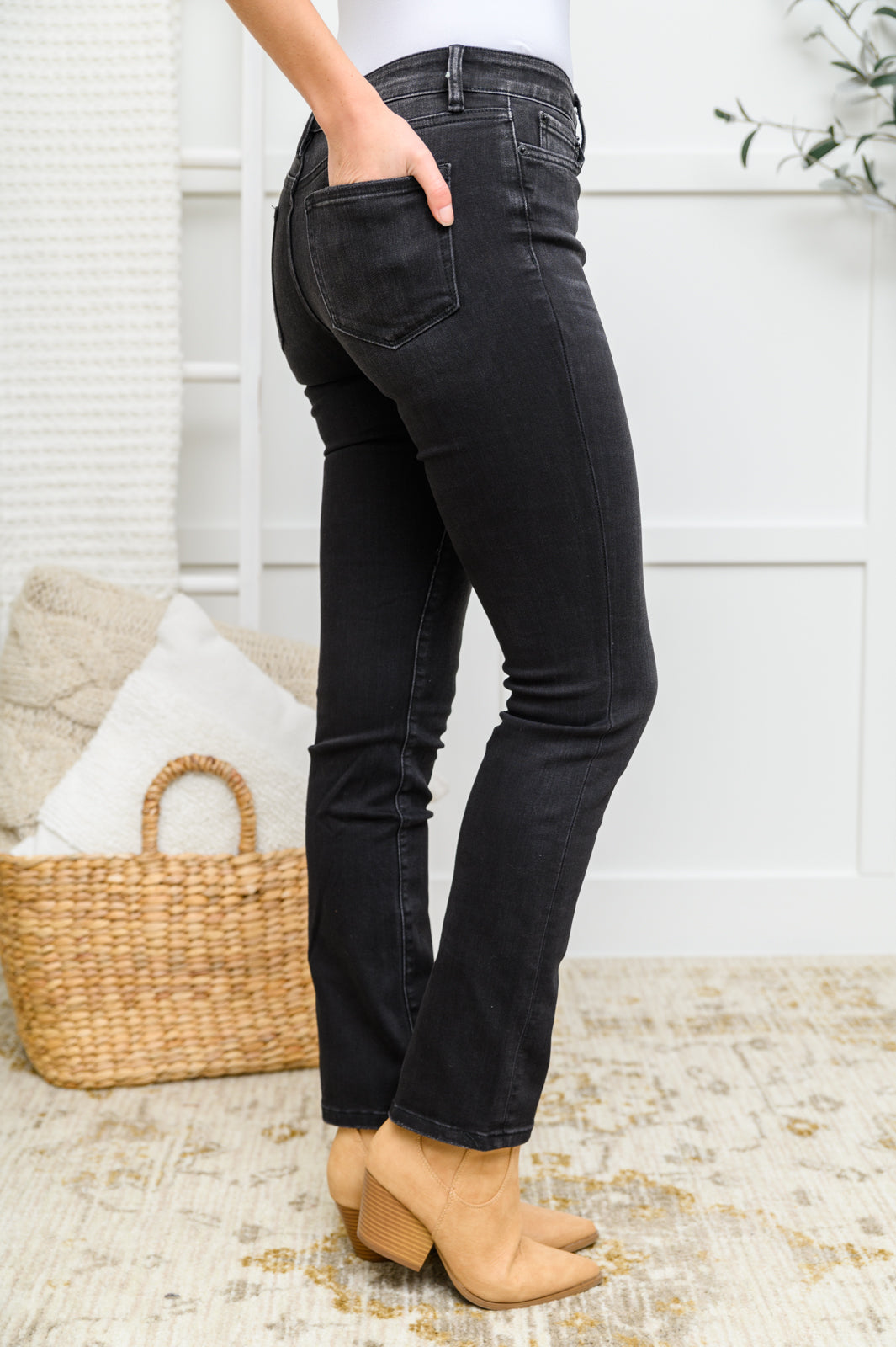In the Night Mid Rise Straight Leg Jeans In Washed Black