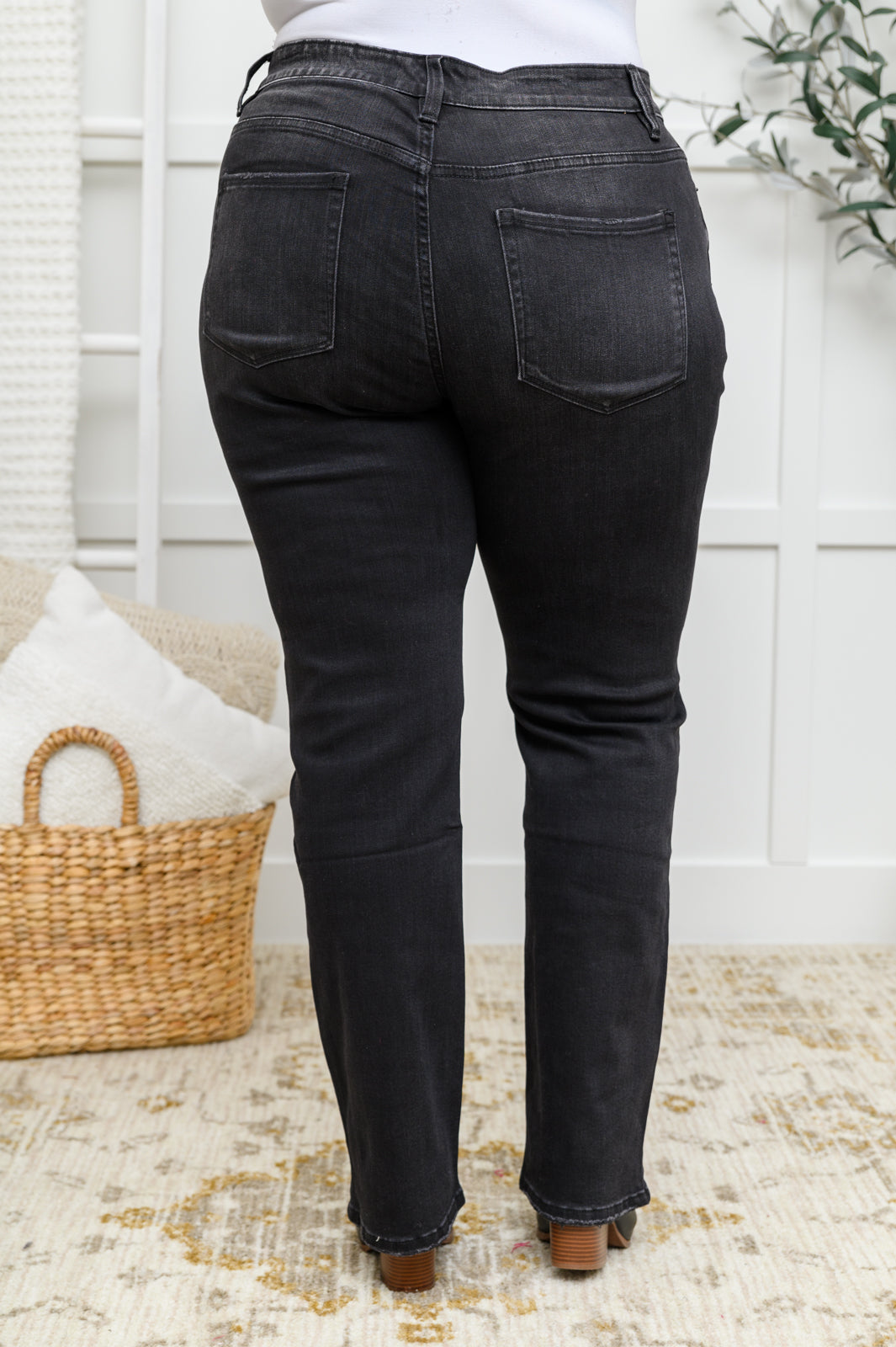 In the Night Mid Rise Straight Leg Jeans In Washed Black