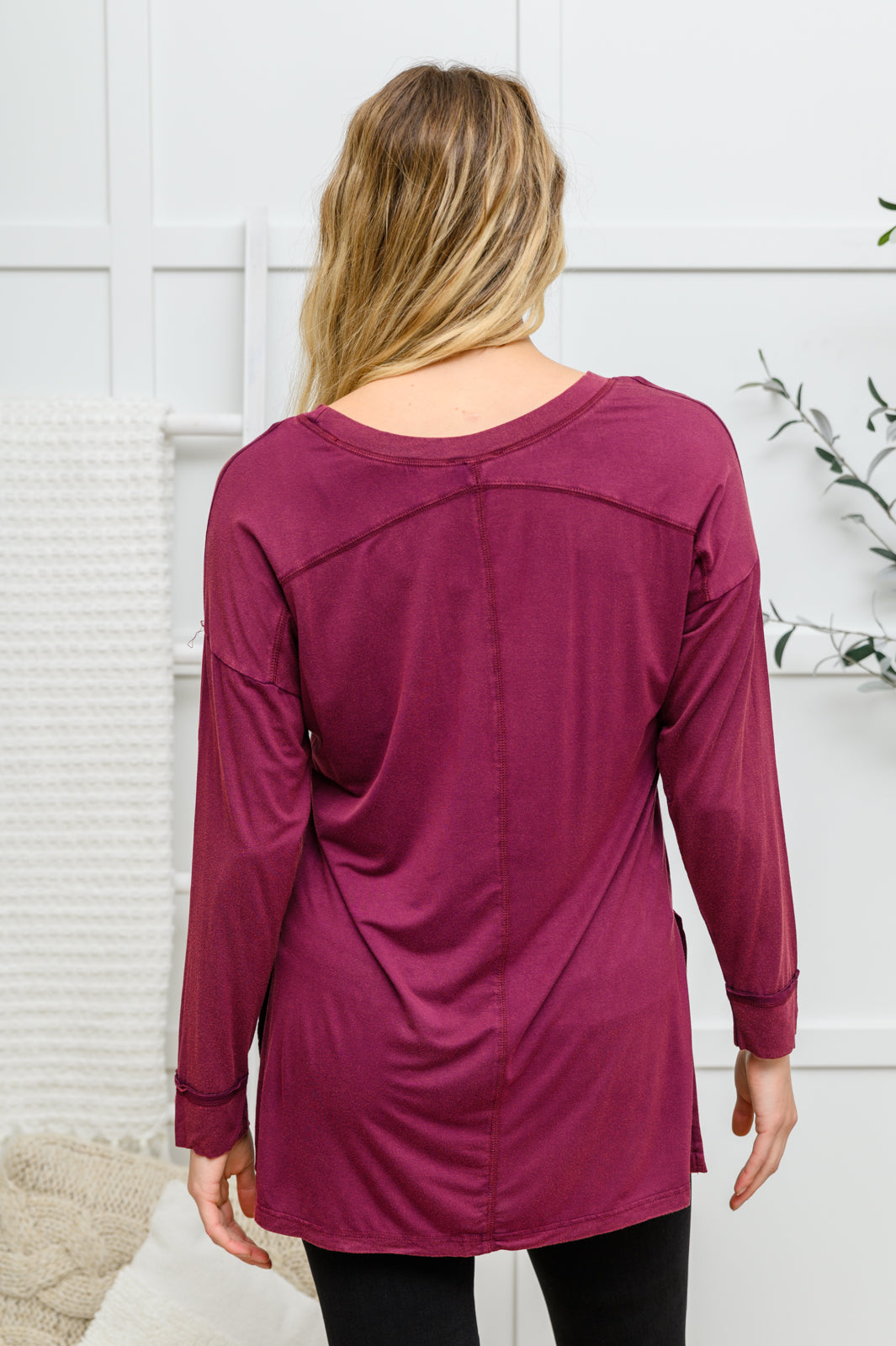 All on You Long Sleeve Knit Top With Pocket In Burgundy