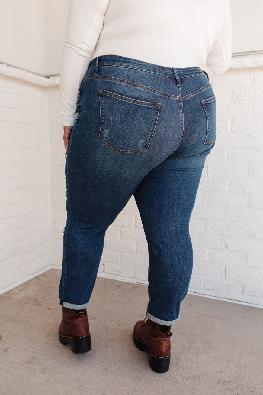 Judy Blue Cozy Up Mid-Rise Thermal Boyfriend Jeans