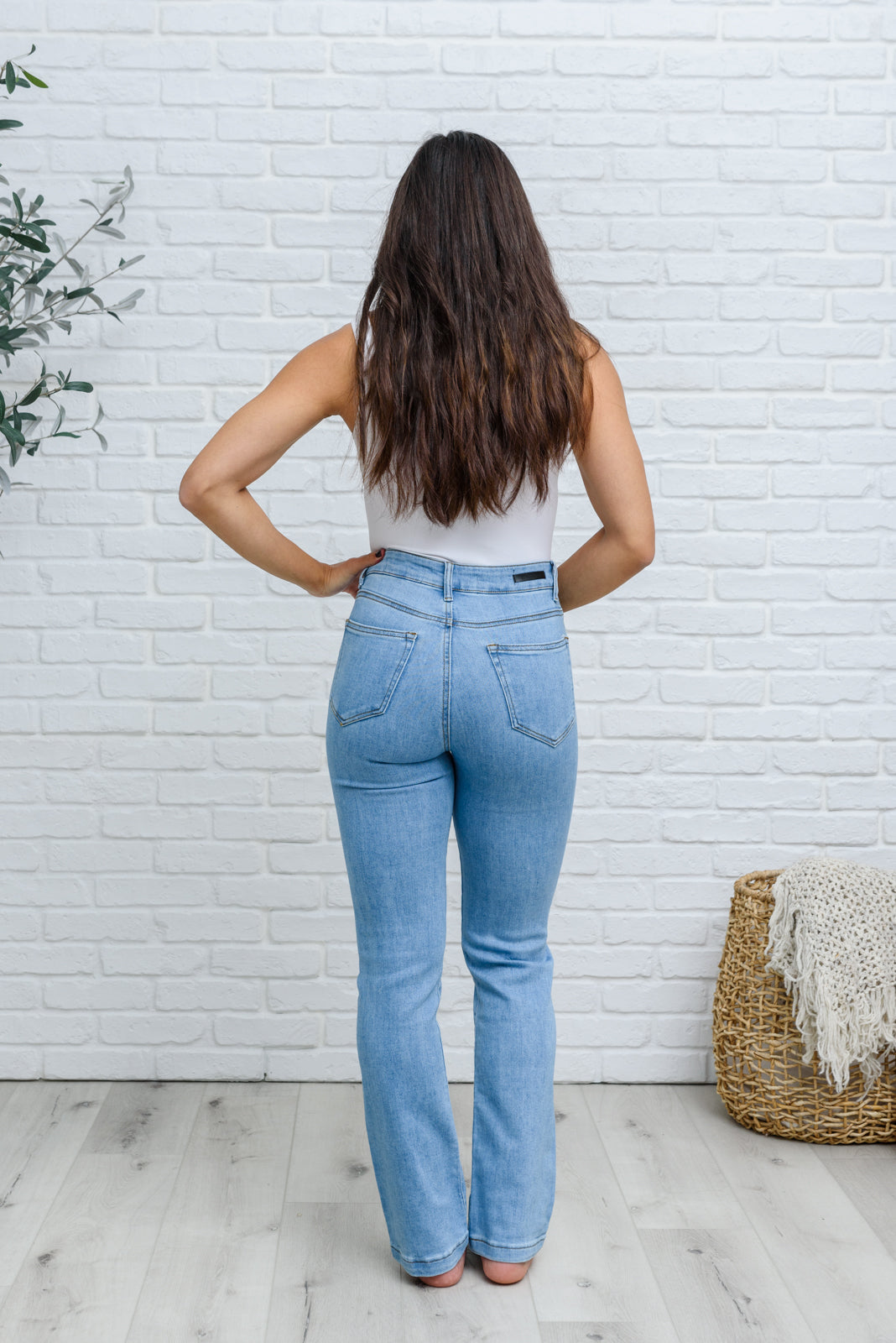 Back to the 90s Straight Leg Jeans