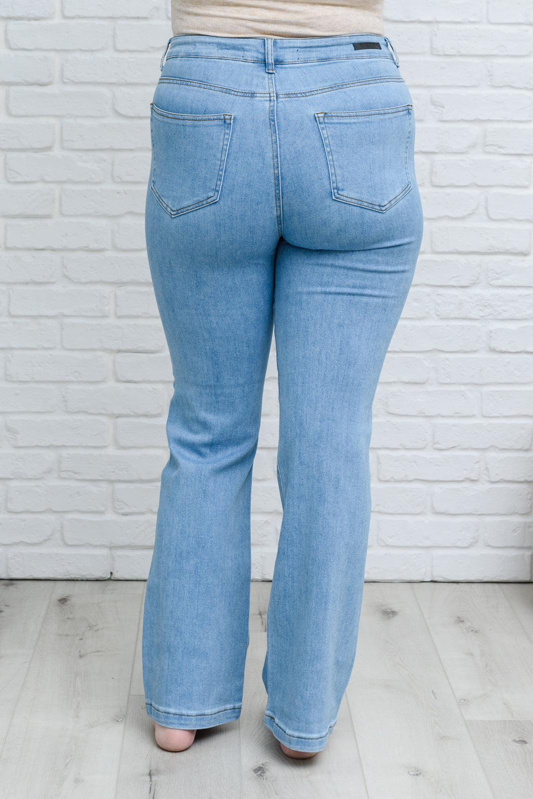 Back to the 90s Straight Leg Jeans