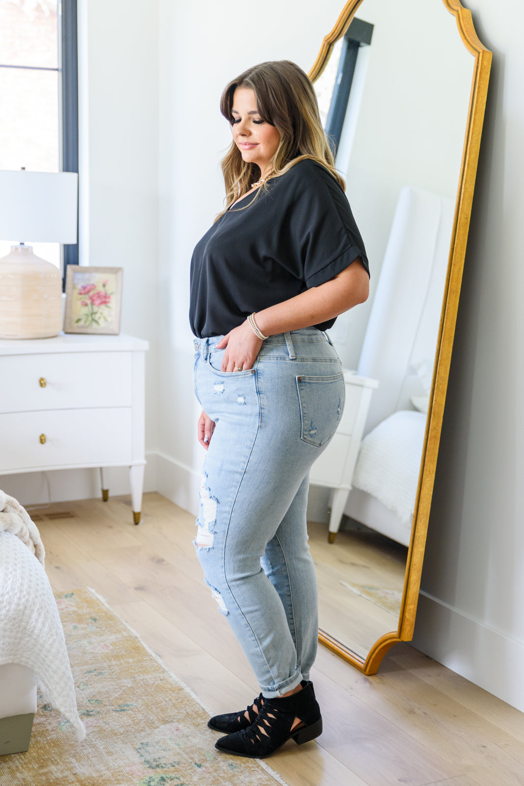 Judy Blue No Limits Destroyed Tummy Control Skinny Jeans