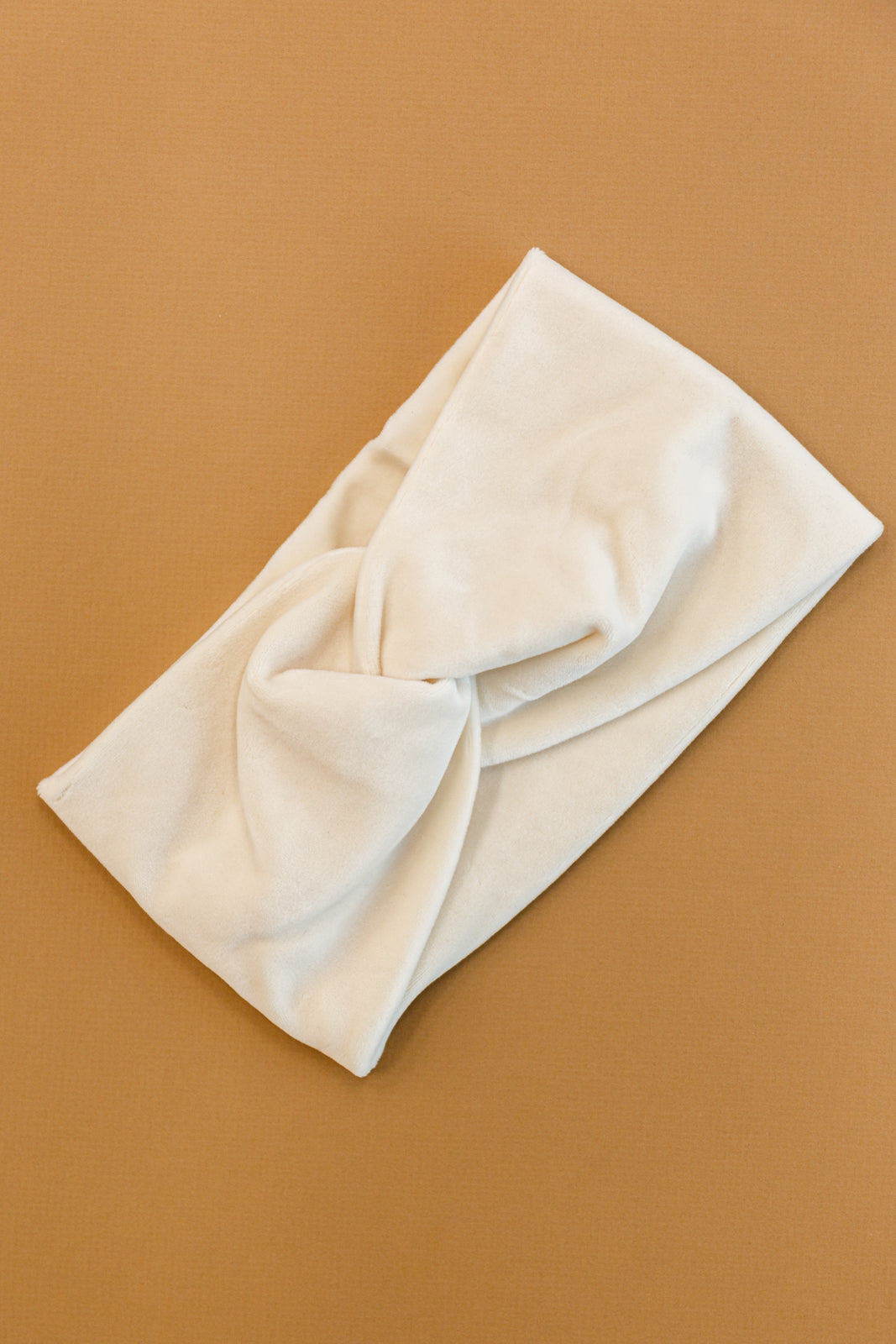 Keep it Twisted Velvet Twist Headband In Ivory