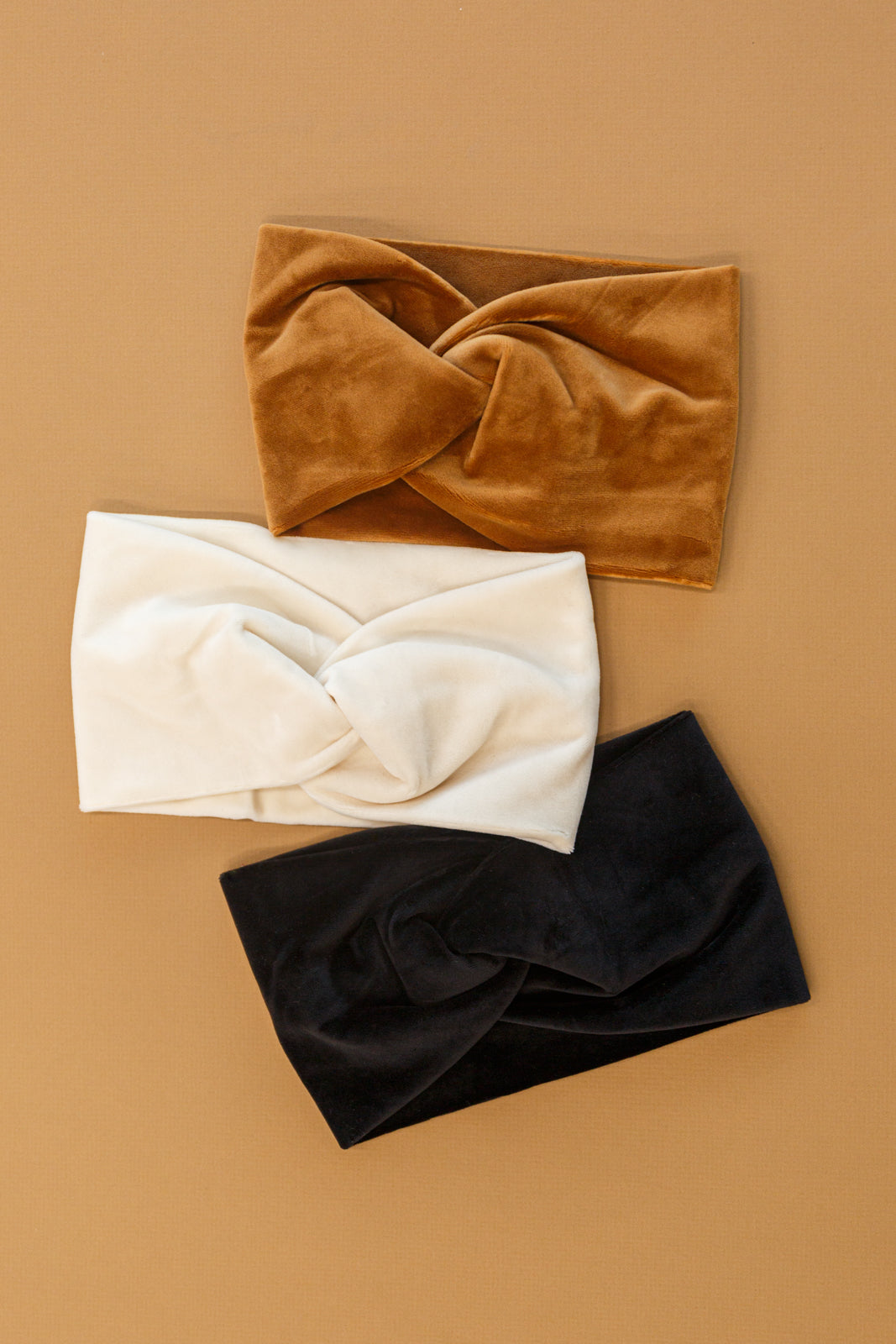 Keep it Twisted Velvet Twist Headband In Ivory