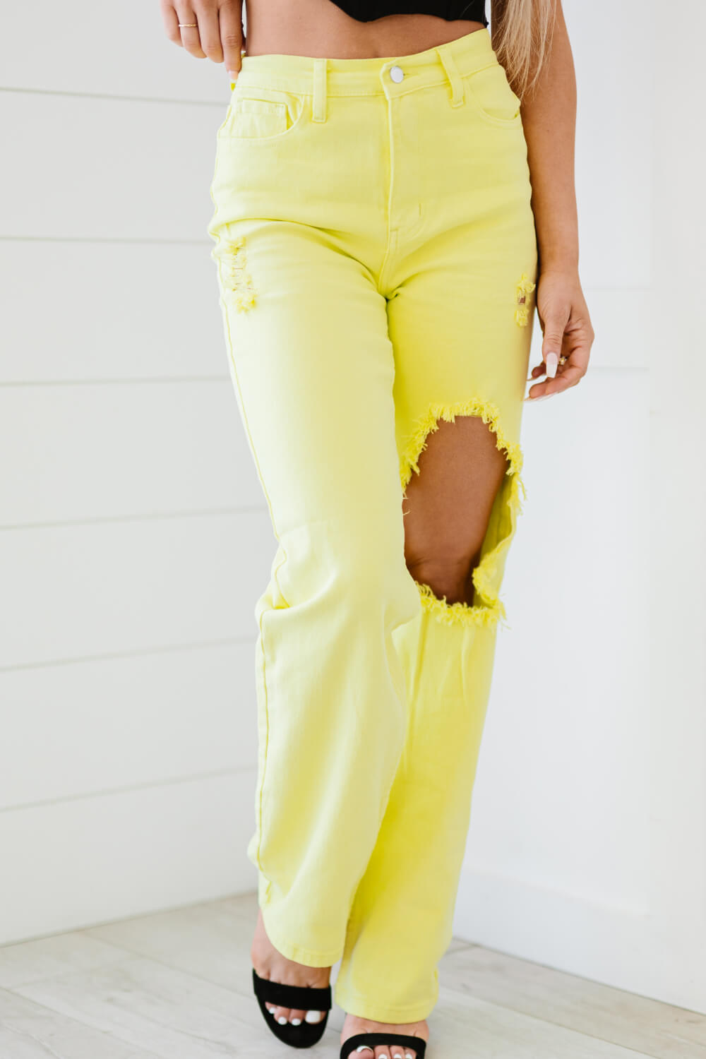 [JEMUT]★YELLOW WASHING WIDE DENIM PANTS Jemina Light Wash Raw Hem Wide Leg Jeans | Lime Lush Boutique