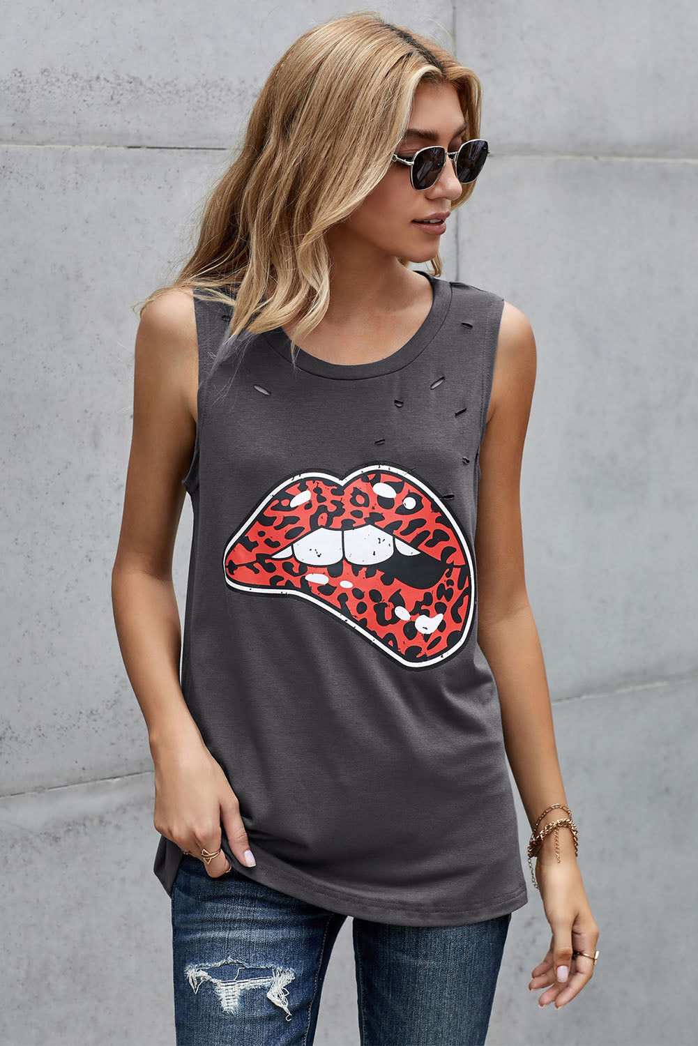 Lips Don't Lie Graphic Tank Charcoal S 