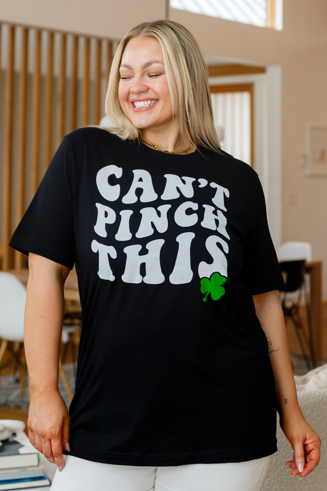 Can't Pinch This Graphic Tee XS Black 