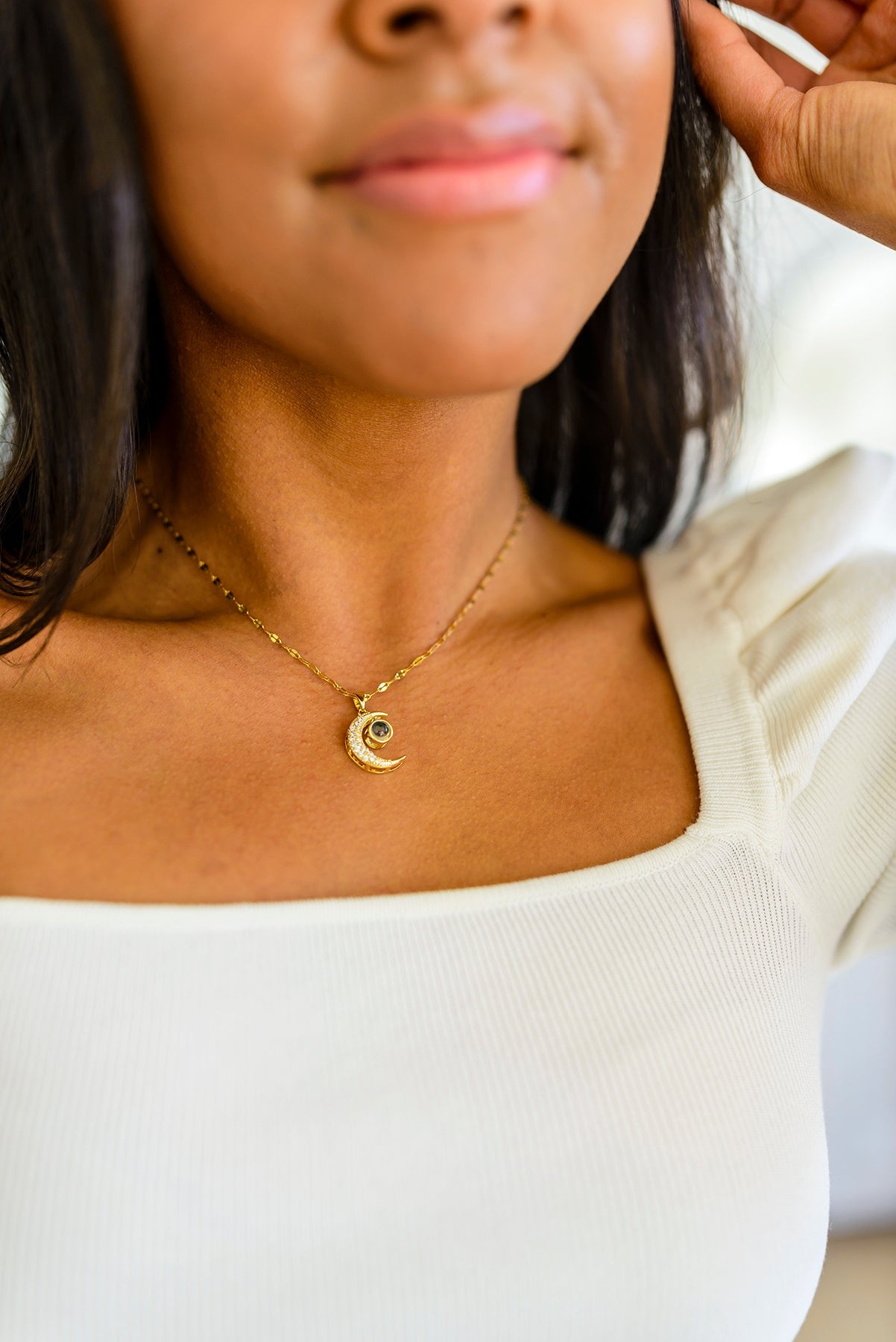 Celestial Chic Crescent Moon Necklace   