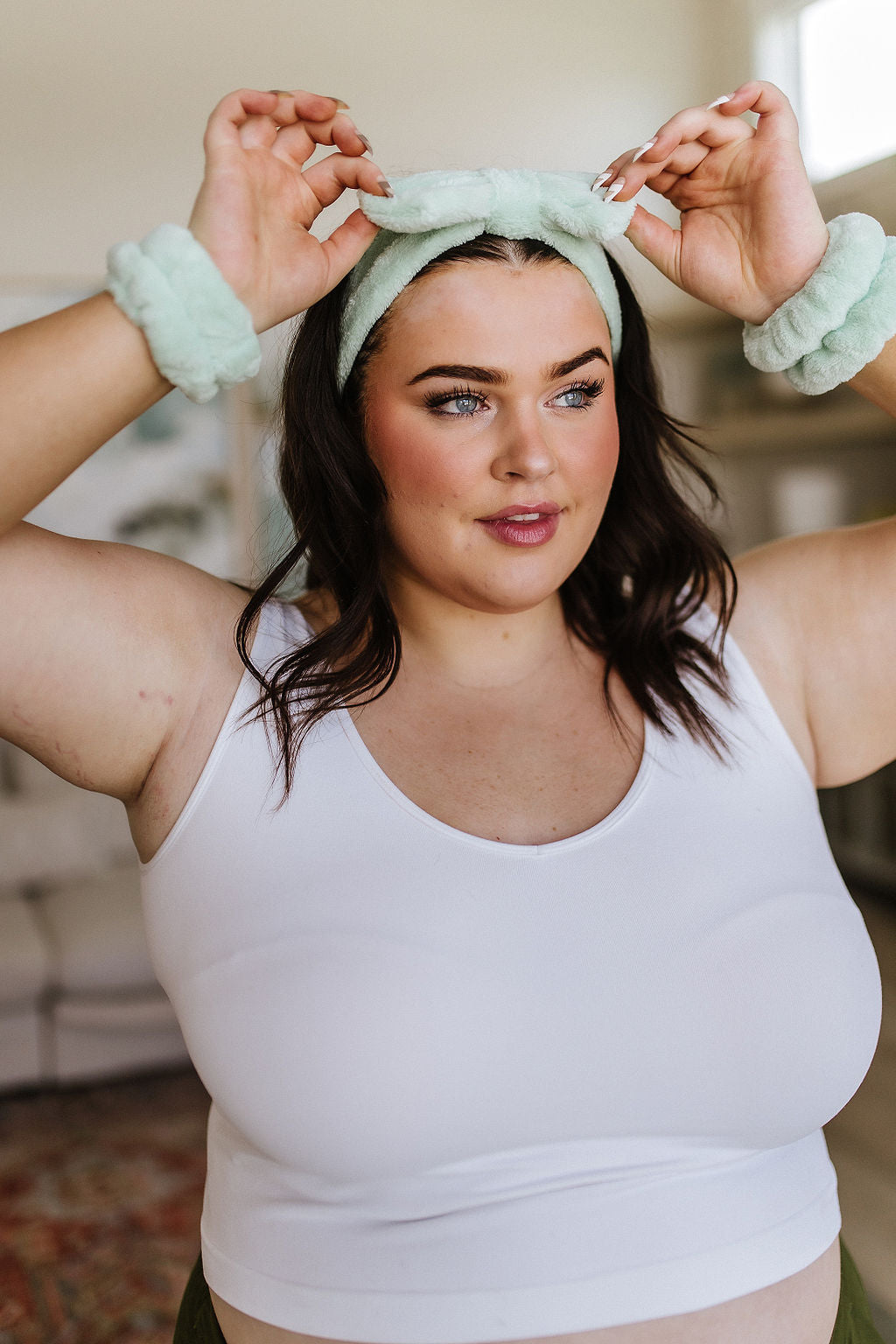 Effortless Days Stretchy Headband & Wristband Set in Sage   