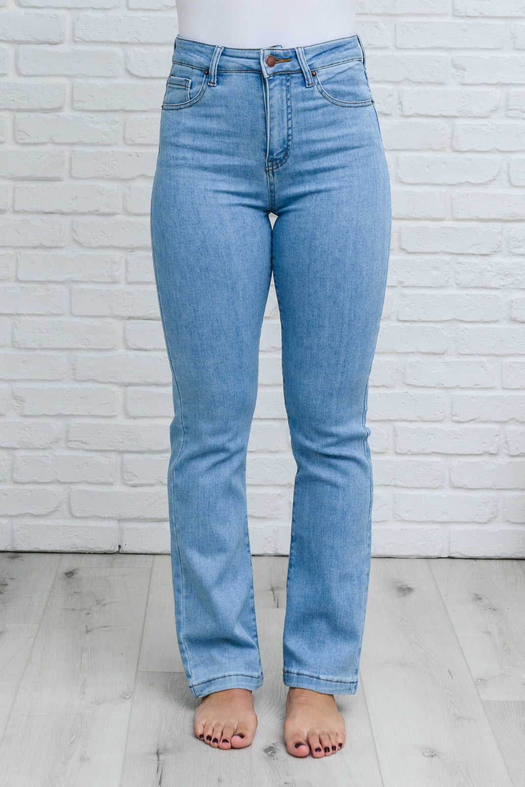 Back to the 90s Straight Leg Jeans   