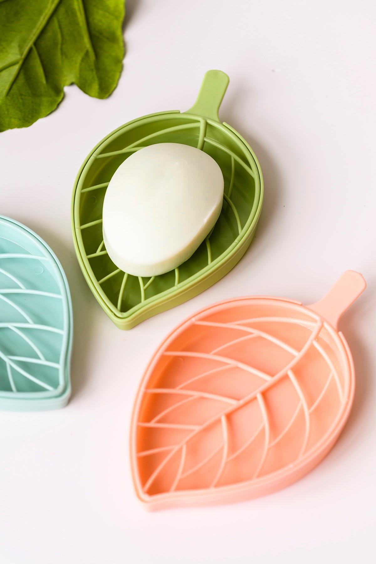 3 pack Vintage Leaf Shape Soap Dish with water catch   